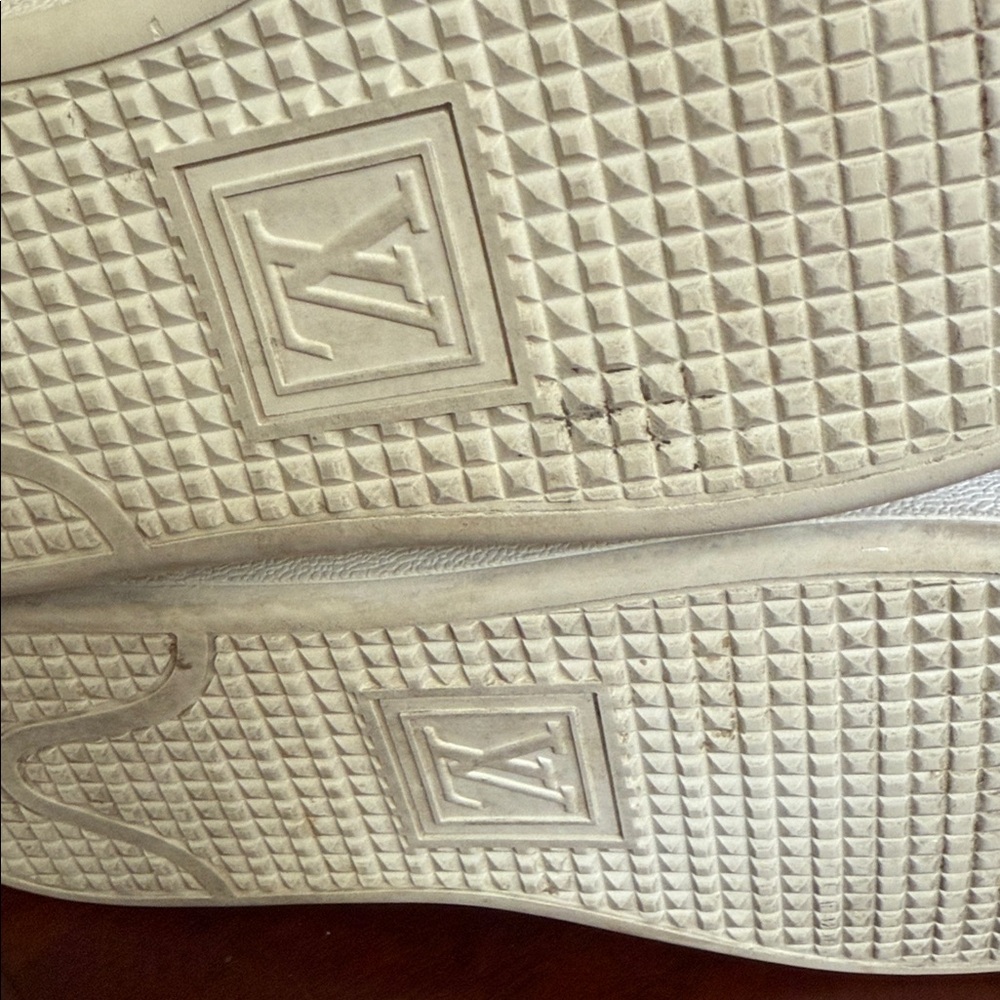 Louis Vuitton Fronten Low Sneakers W sizeUS7/EU38 - Picture 10 of 12